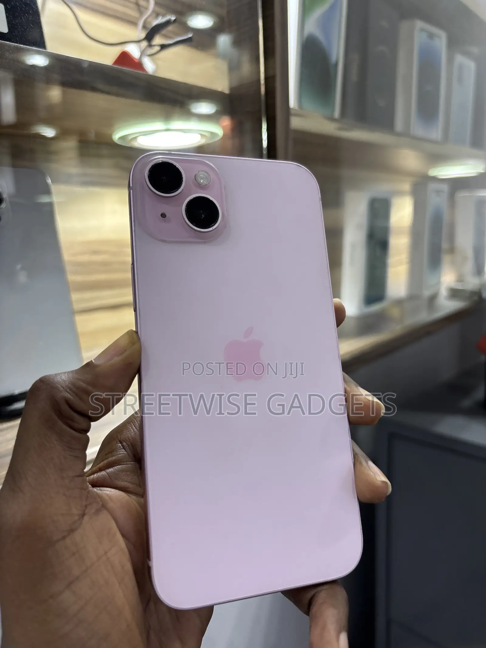 Apple iPhone 15 Plus 128 GB Pink