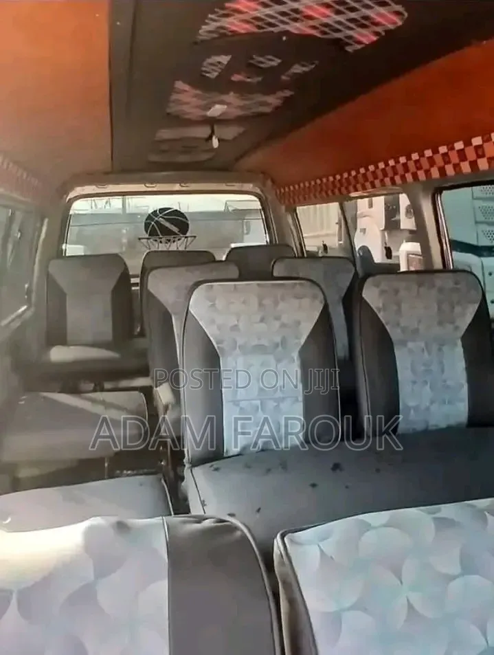 Hyundai H-100 1996 Silver