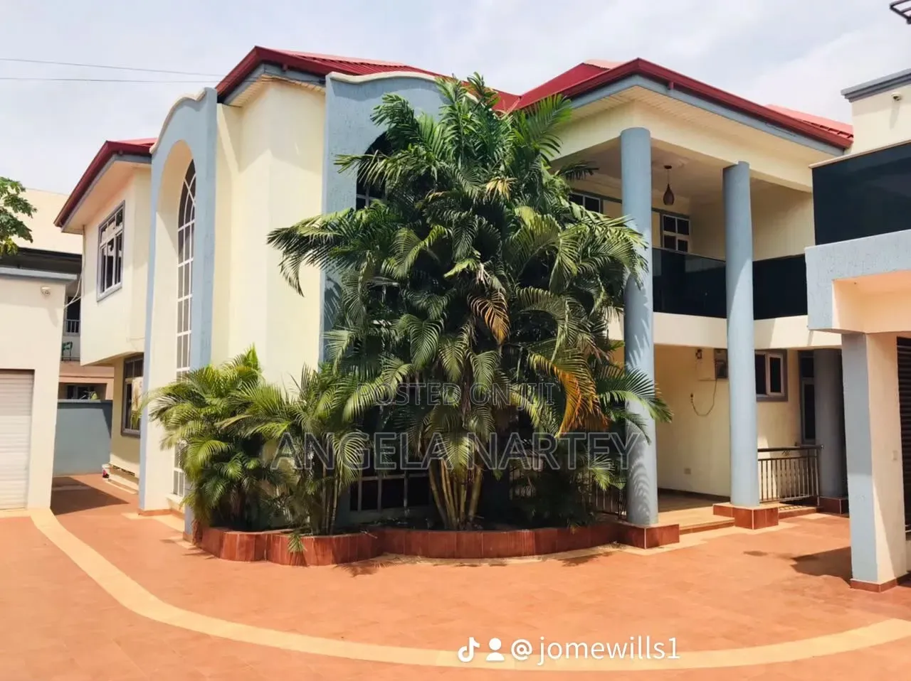 5bdrm House in East Legon, Accra Metropolitan for sale
