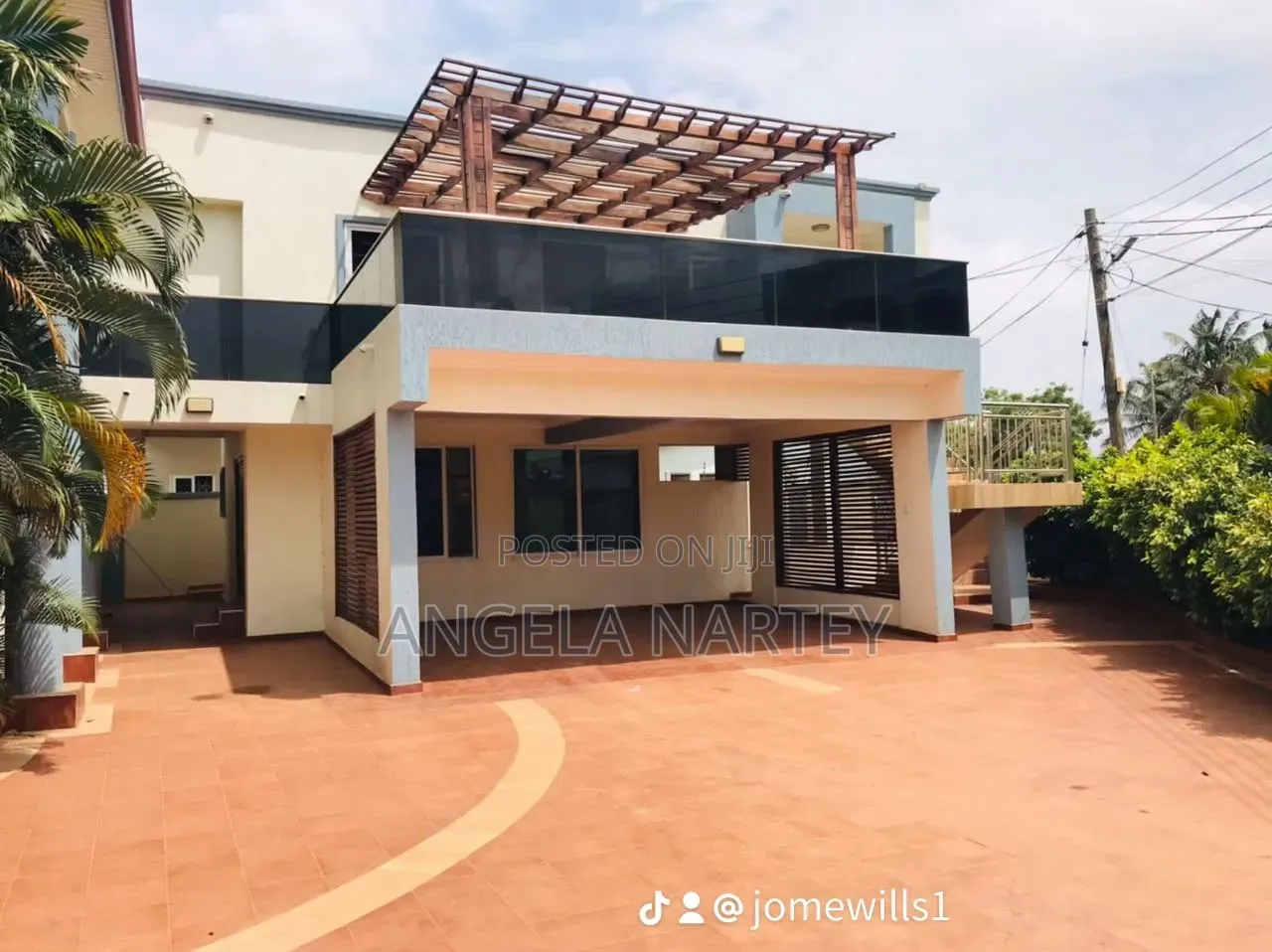 5bdrm House in East Legon, Accra Metropolitan for sale
