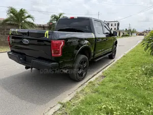 Ford F-150 2016 Black