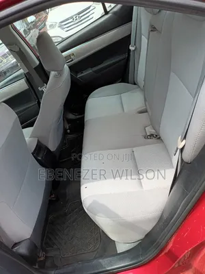Toyota Corolla 2016 Red