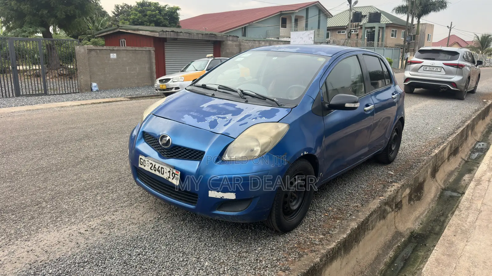 Toyota Vitz 1.0 FWD 3dr 2010 Blue