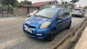 Toyota Vitz 1.0 FWD 3dr 2010 Blue
