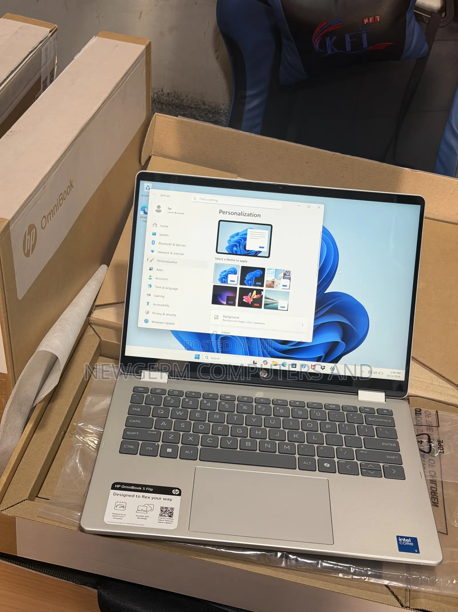 New Laptop HP OmniBook 5 Flip 8GB Intel Core 5 SSD 512GB