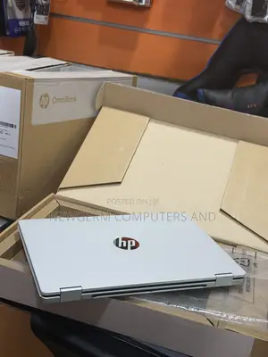 New Laptop HP OmniBook 5 Flip 8GB Intel Core 5 SSD 512GB