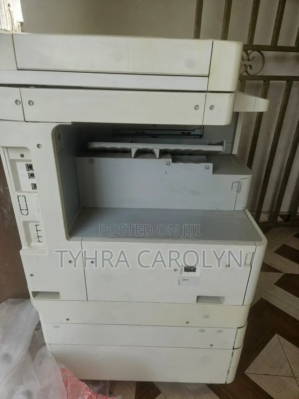 Canon imageRUNNER 2530i Photocopier With Four Paper Trays