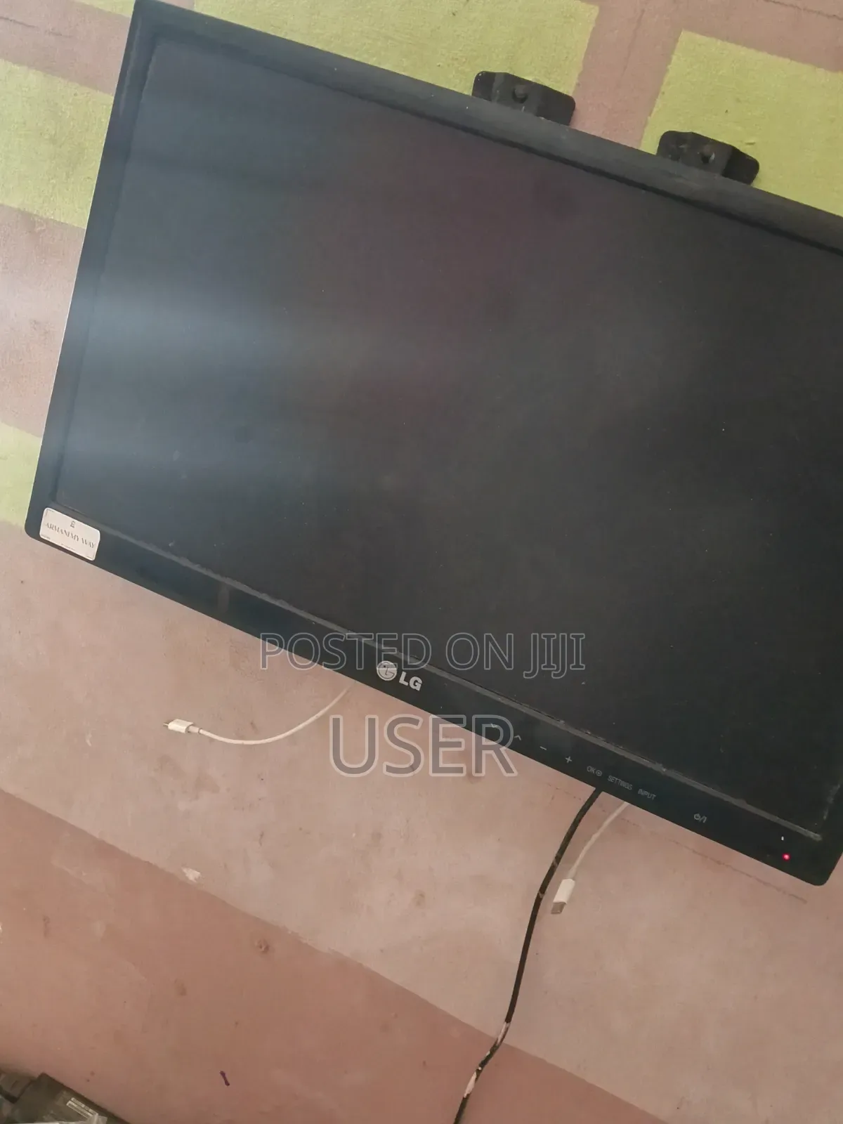LG 22" Led TV - 22ls5400