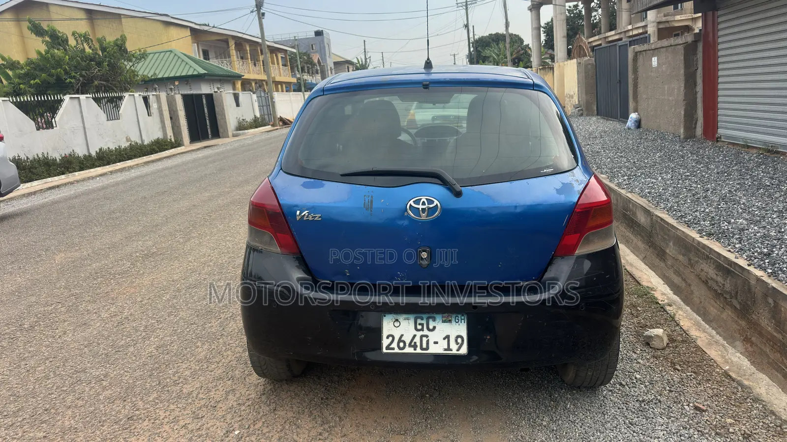 Toyota Vitz 1.0 FWD 3dr 2010 Blue