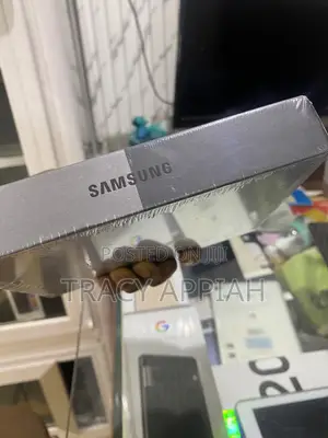 New Samsung Galaxy Z Fold4 256 GB Black