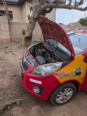 Chevrolet Spark 1LT 2013 Red
