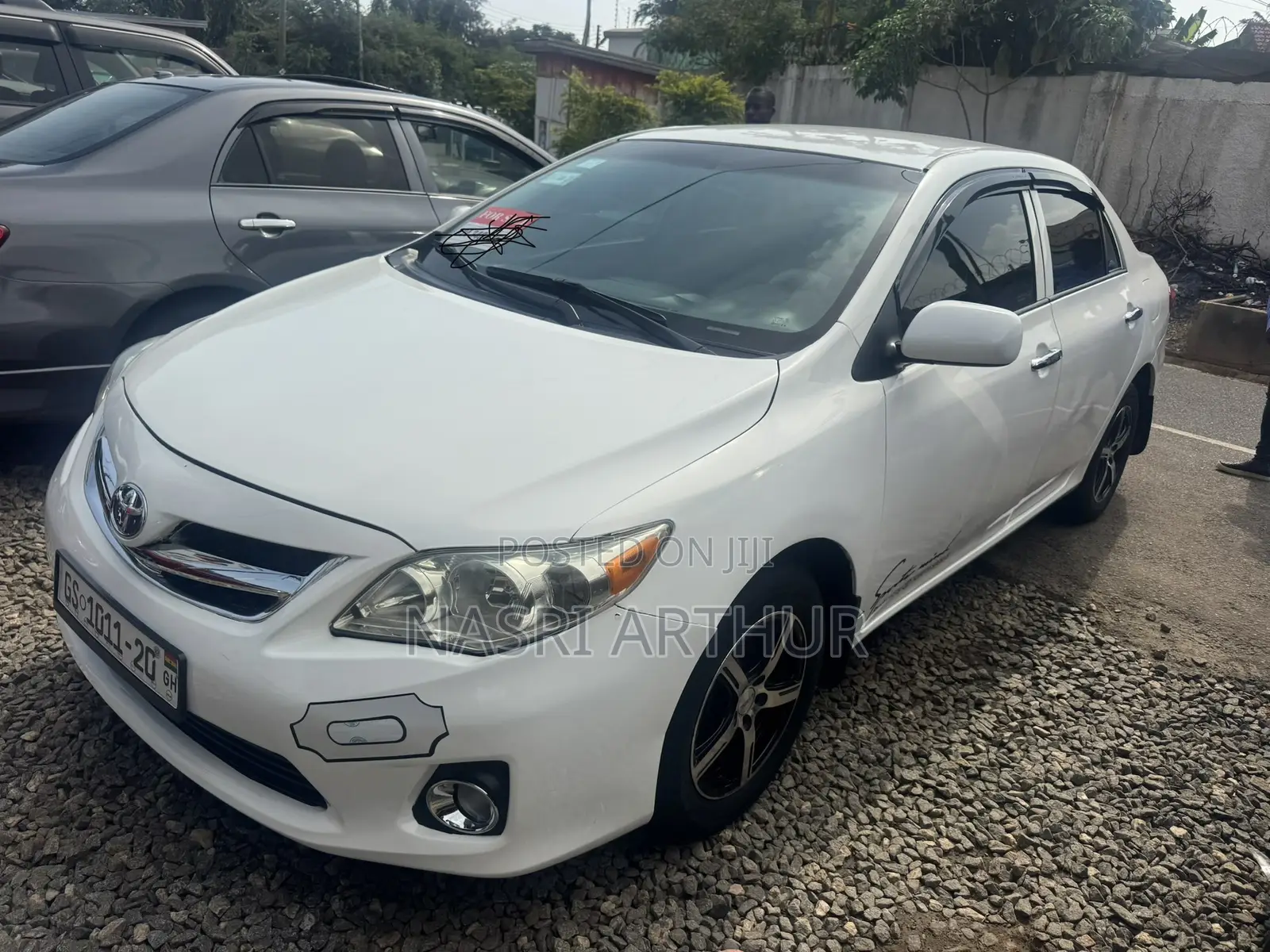 Toyota Corolla LE 4dr Sedan (1.8L 4cyl 4A) 2013 White