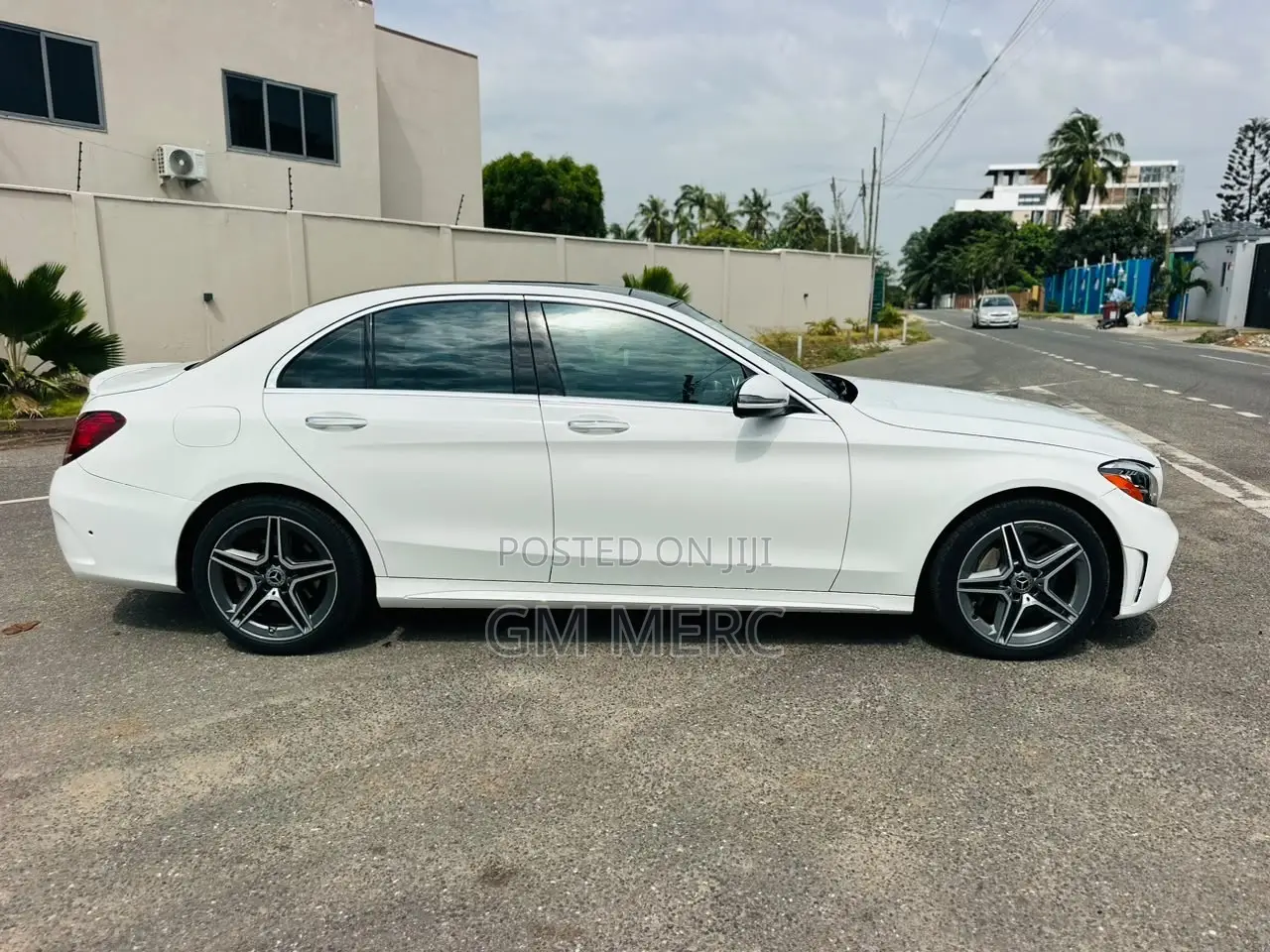 Mercedes-Benz C300 2021 White