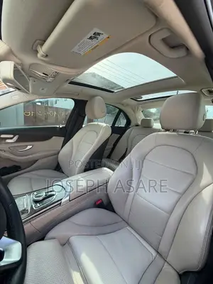 Mercedes-Benz C300 2017 Black