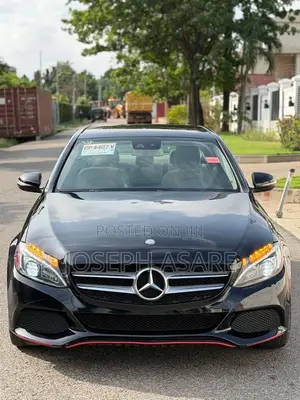 Mercedes-Benz C300 2017 Black