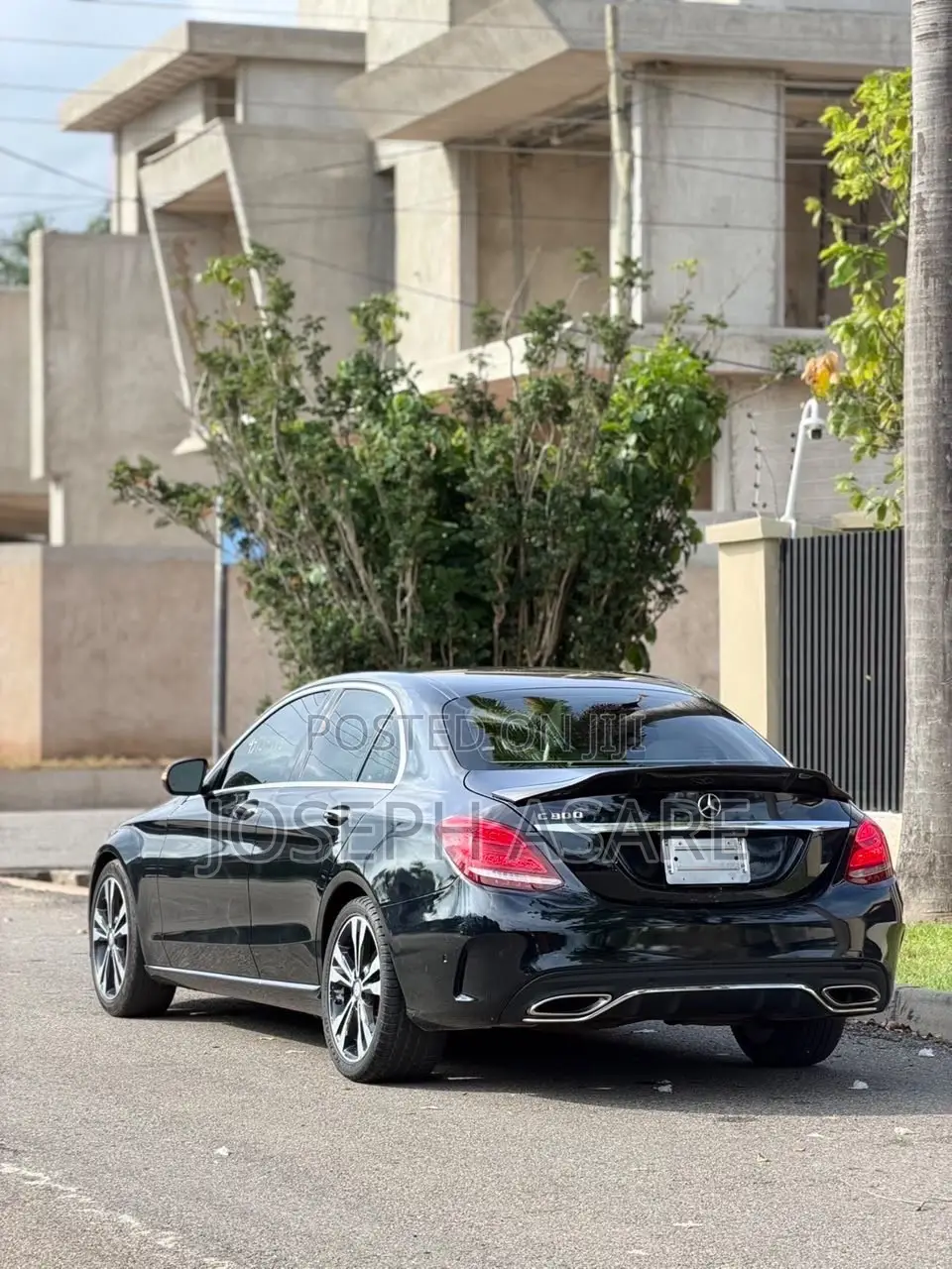 Mercedes-Benz C300 2017 Black