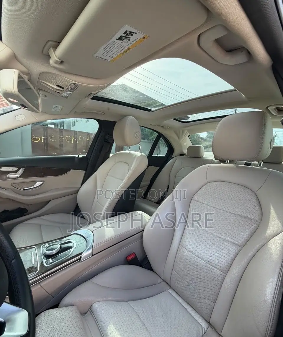 Mercedes-Benz C300 2017 Black