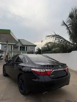 Toyota Camry 2016 Black
