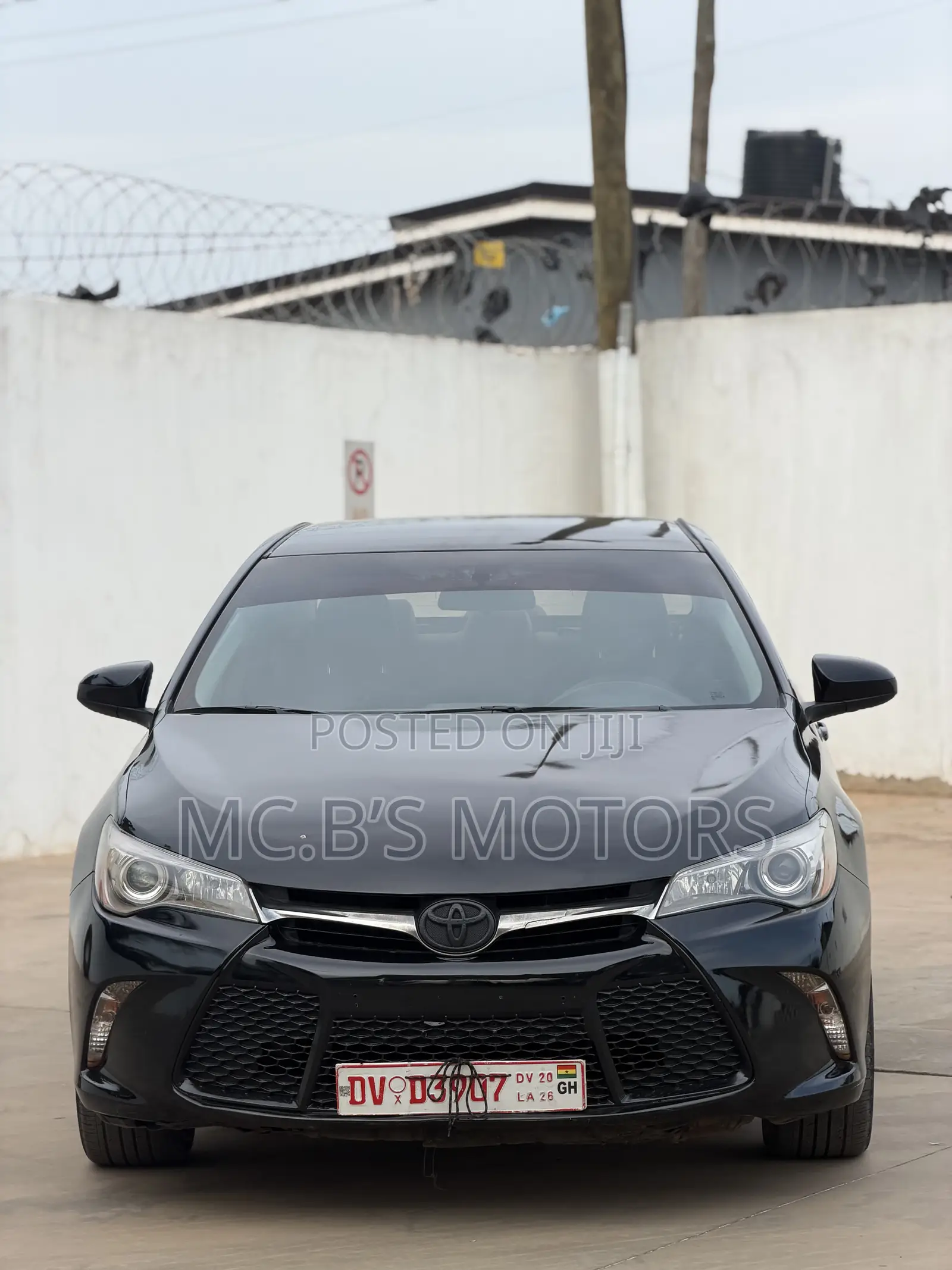 Toyota Camry 2016 Black