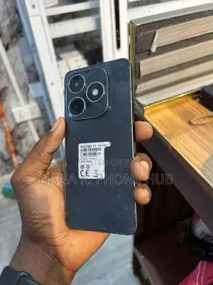 Tecno Spark 20 128 GB Black