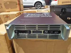 EV P8300 Bass Amplifier