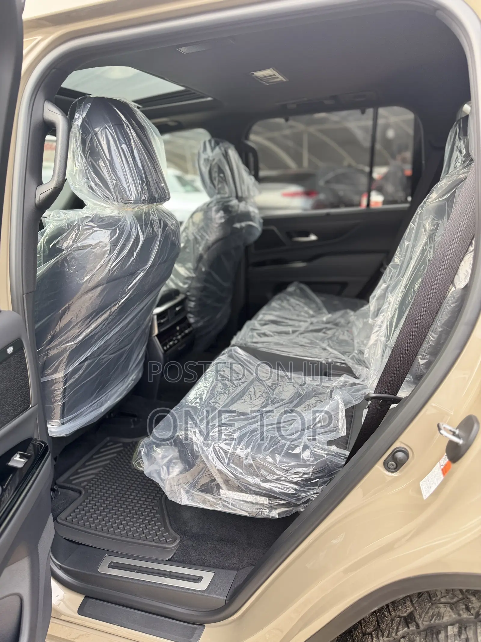New Lexus LX 700h 2025 Ivory