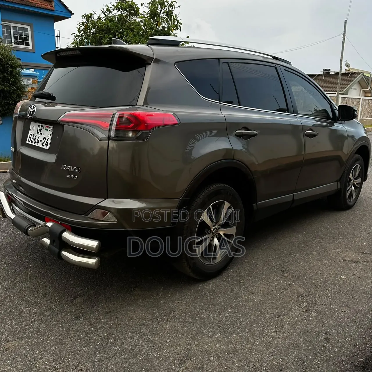 Toyota RAV4 2016 Brown