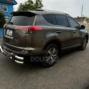 Toyota RAV4 2016 Brown