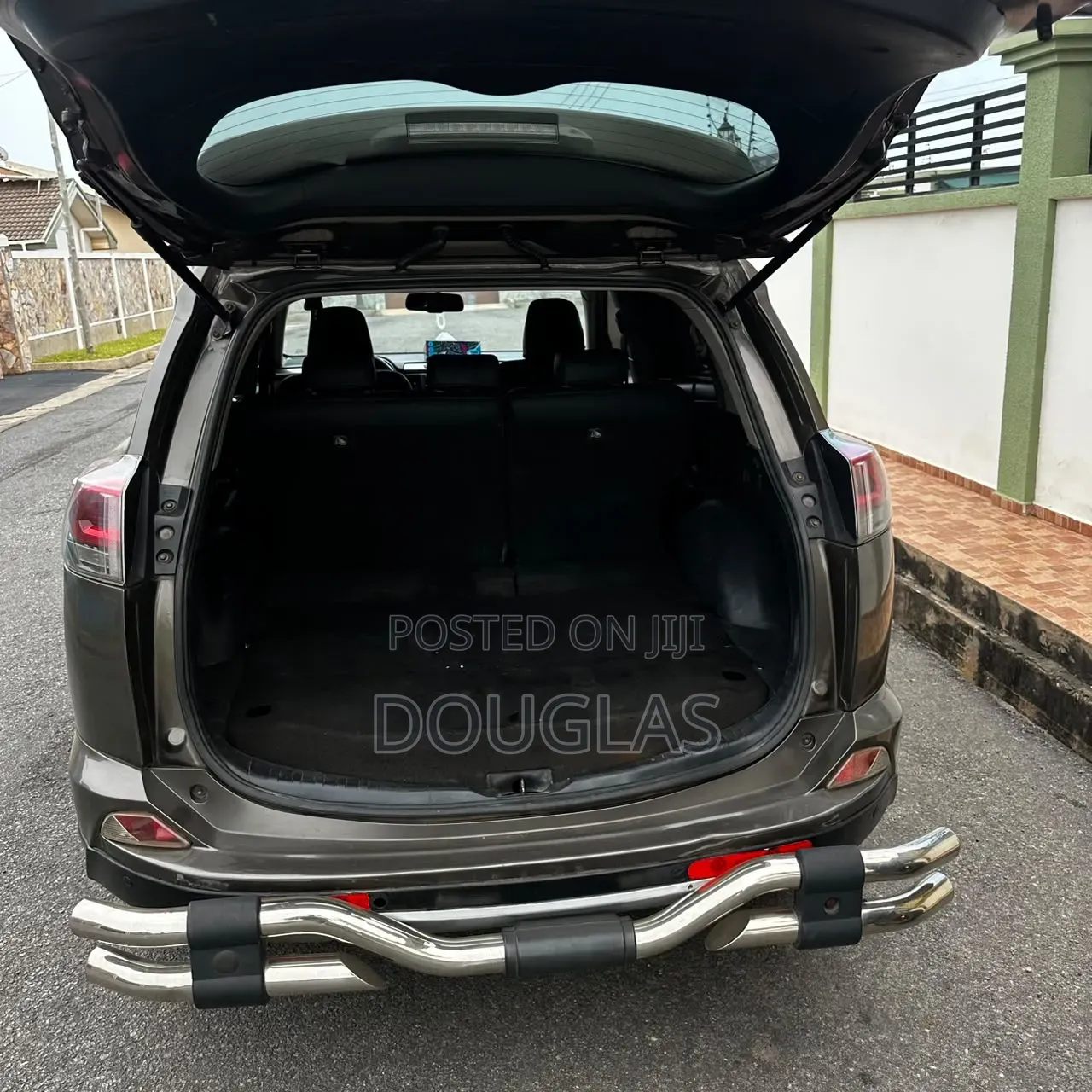 Toyota RAV4 2016 Brown