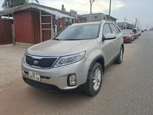 Kia Sorento LX 4dr SUV (2.4L 4cyl 6A) 2014 Silver