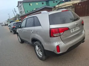Kia Sorento LX 4dr SUV (2.4L 4cyl 6A) 2014 Silver