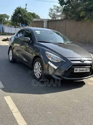 Toyota Yaris iA 1.5 FWD 2017 Gray
