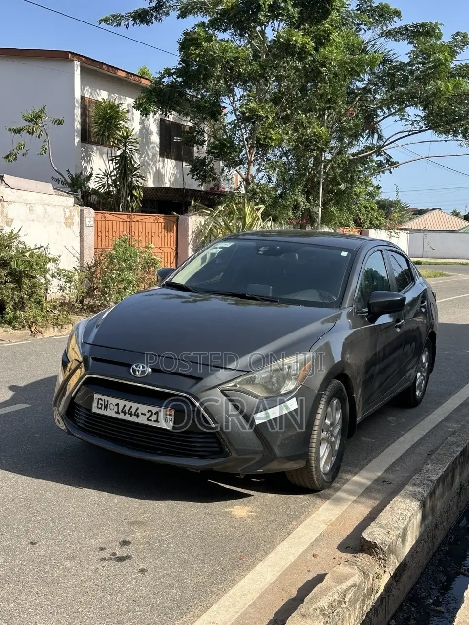 Toyota Yaris iA 1.5 FWD 2017 Gray