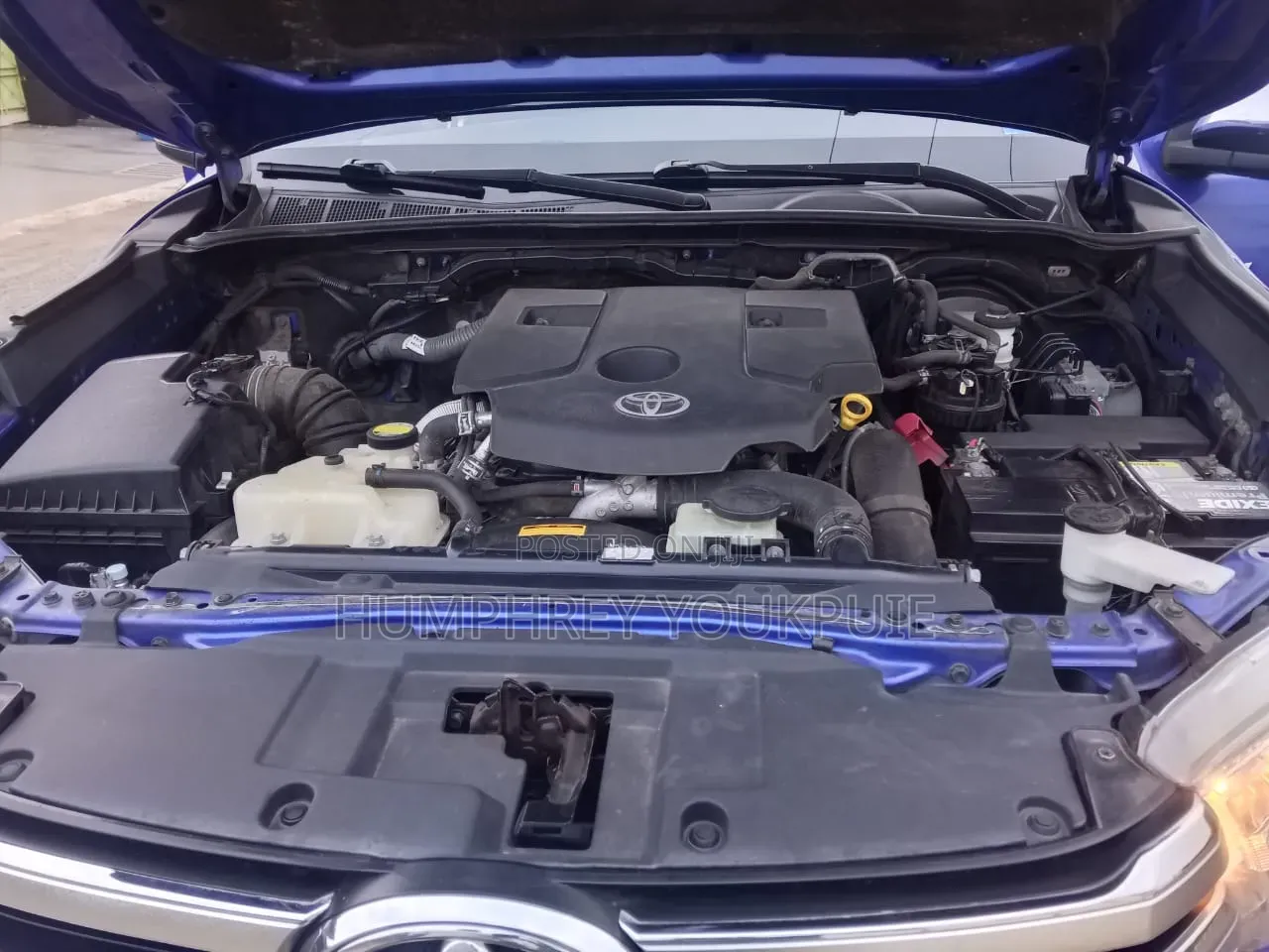 Toyota Hilux 2018 Blue