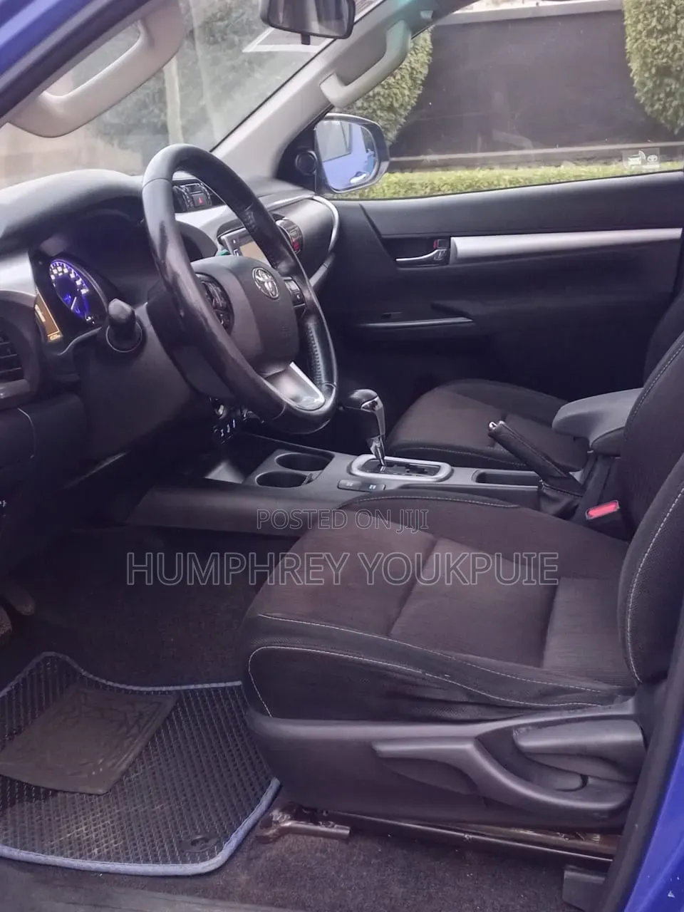 Toyota Hilux 2018 Blue