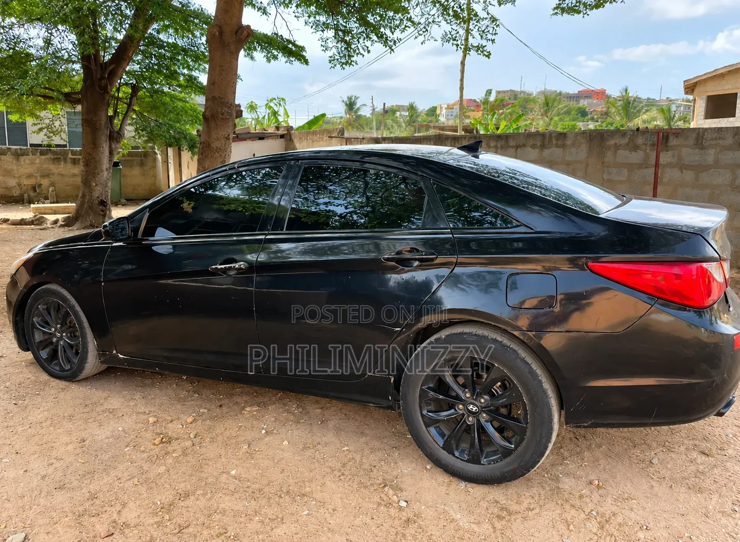 Hyundai Sonata GLS Sedan FWD (2.4L 4cyl 6A) 2012 Black