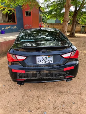 Hyundai Sonata GLS Sedan FWD (2.4L 4cyl 6A) 2012 Black