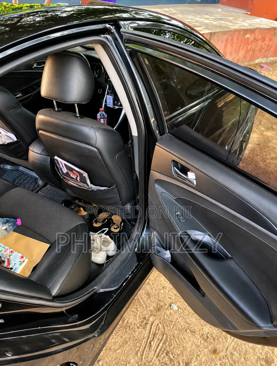 Hyundai Sonata GLS Sedan FWD (2.4L 4cyl 6A) 2012 Black