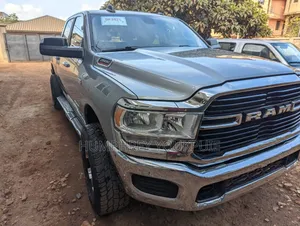 Dodge RAM 2019 Gray
