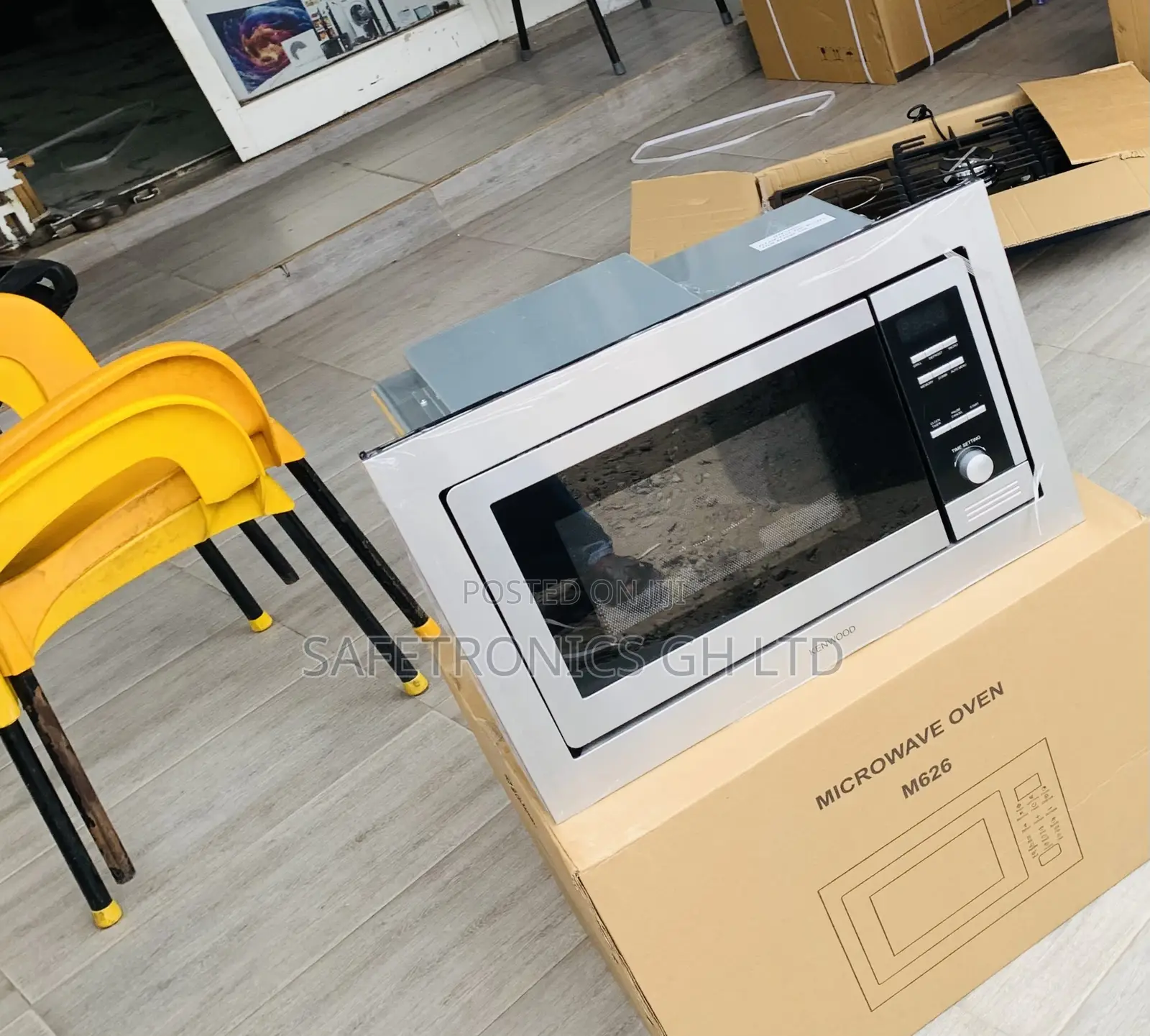 Ultra Perfect <Inbuilt) Sliver Kenwood Microwave