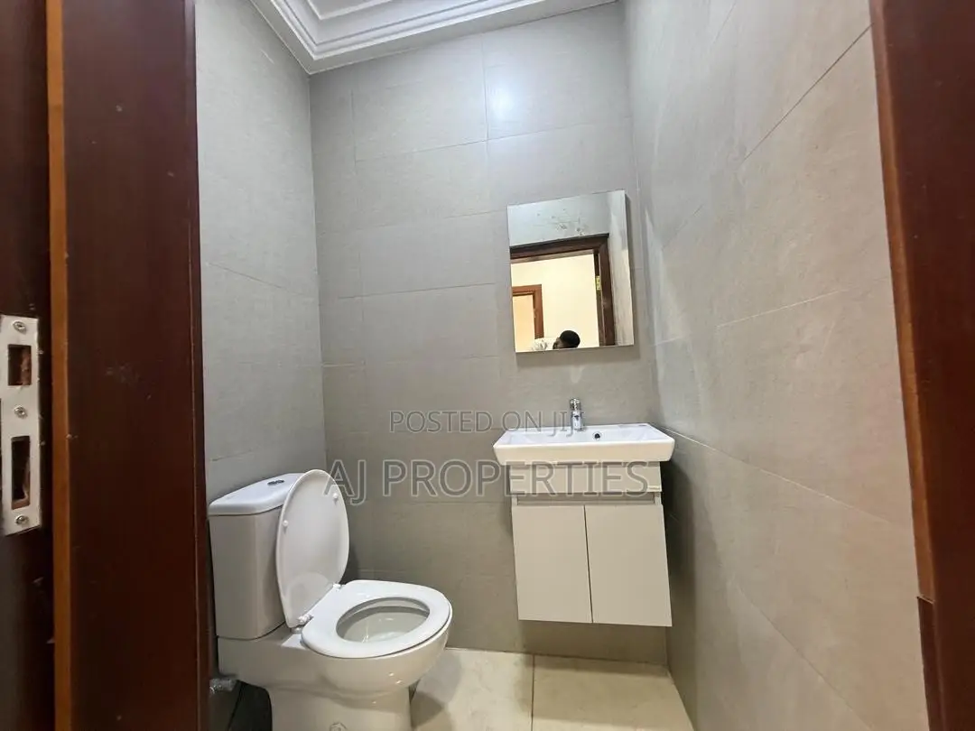 2bdrm Apartment in Aj Properties, East Legon for rent