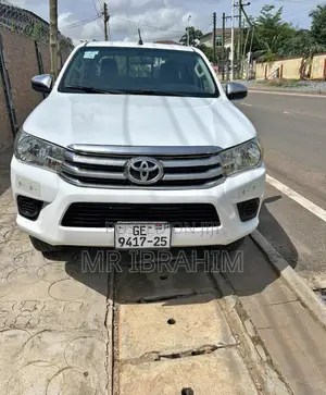 Toyota Hilux Revo Double Cab Deisel 2.4 RWD 2018