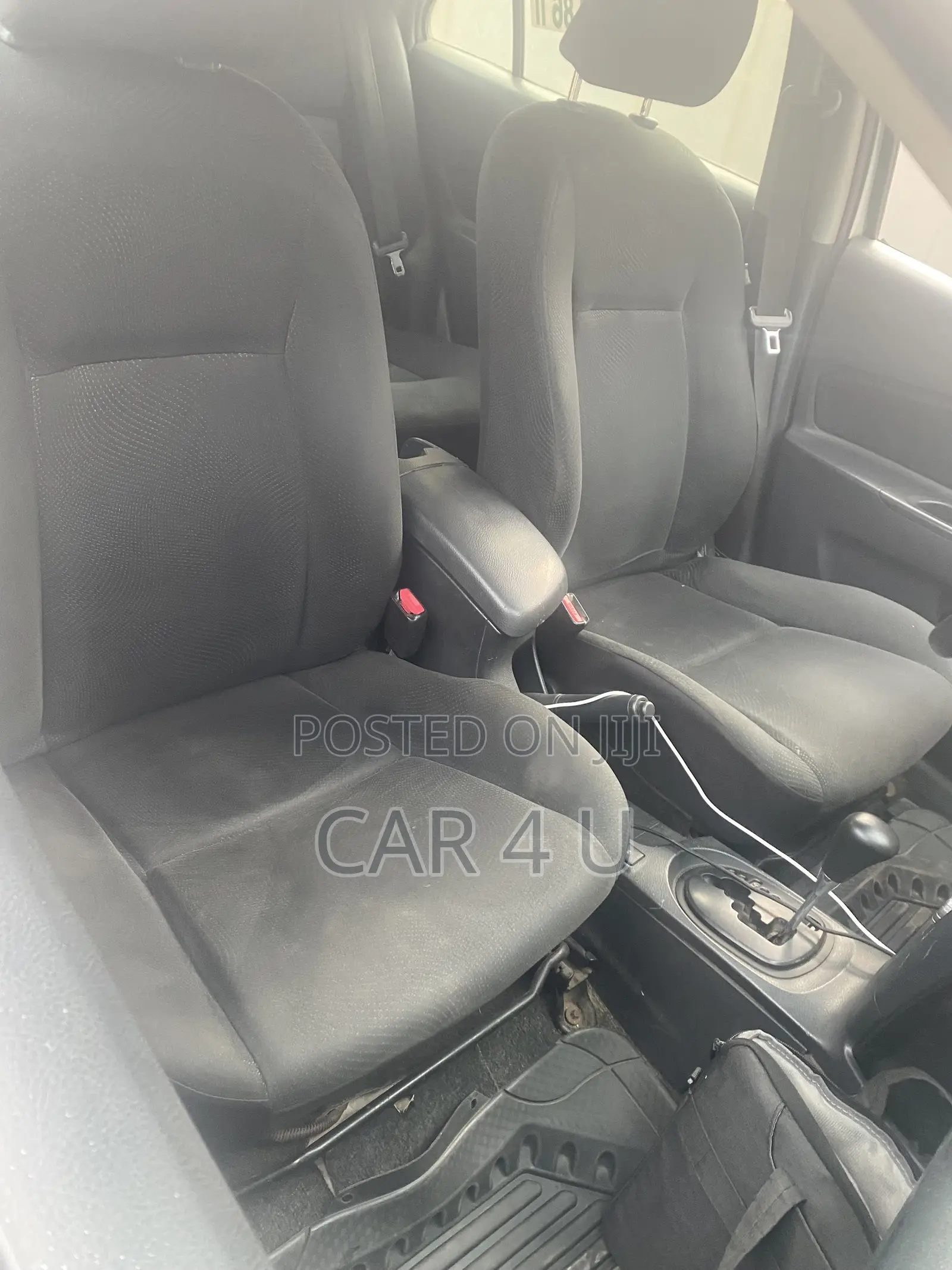 Toyota Yaris 2010 White