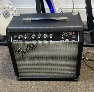 Fender Frontmans 15G Mini Bass Guitar Combo