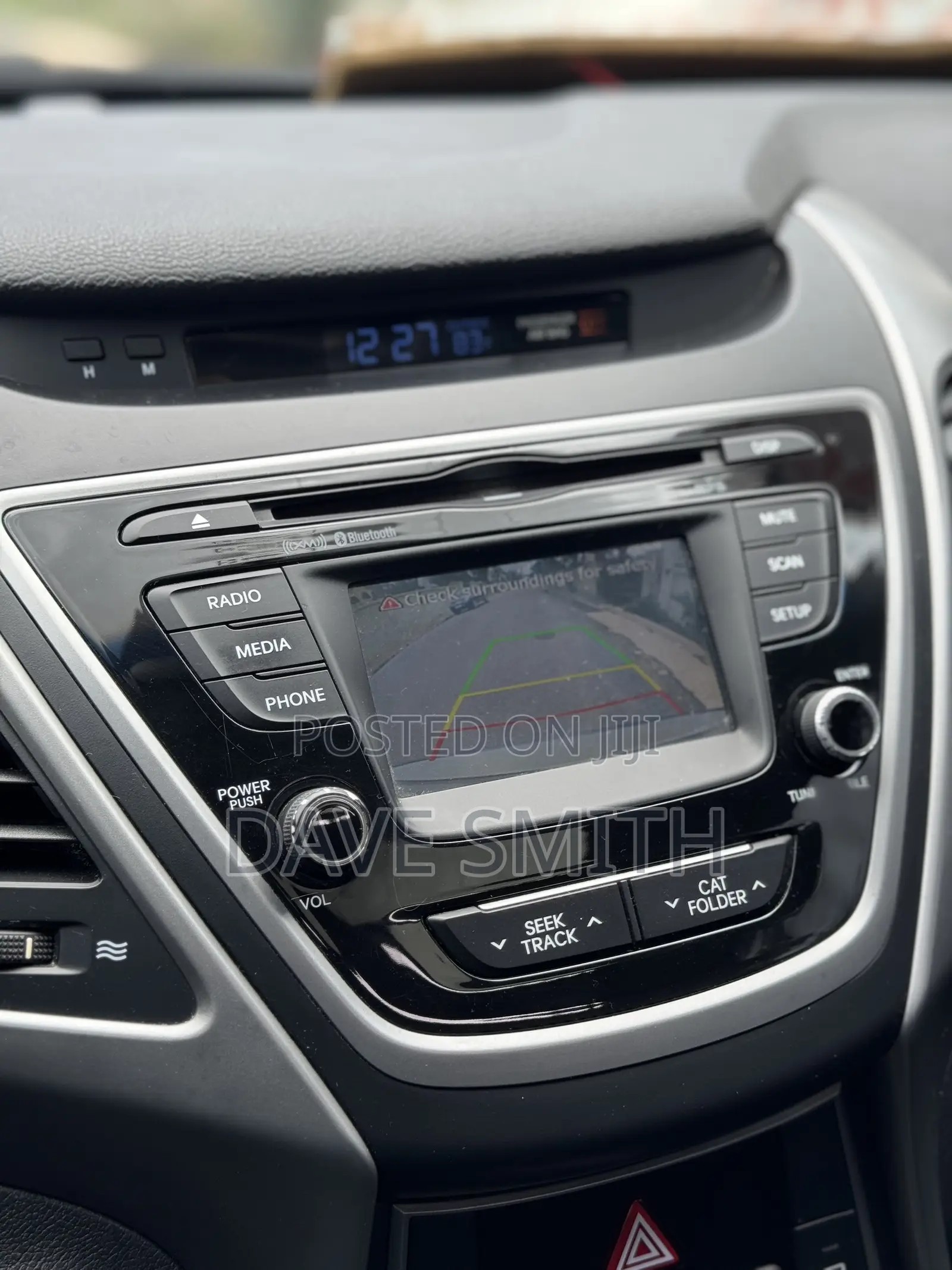 Hyundai Elantra SE Sedan FWD (1.8L 4cyl 6M) 2016 Gray