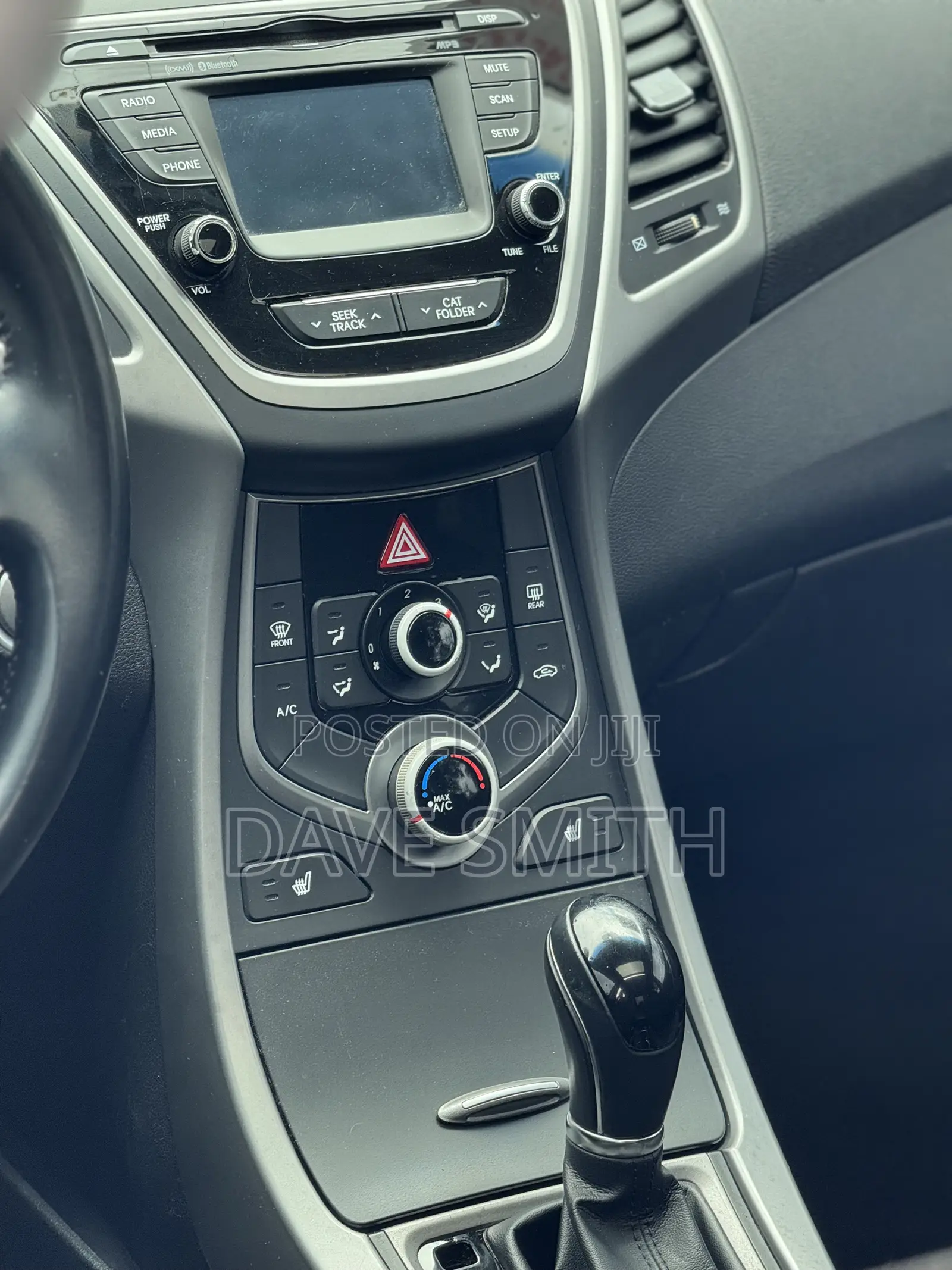 Hyundai Elantra SE Sedan FWD (1.8L 4cyl 6M) 2016 Gray