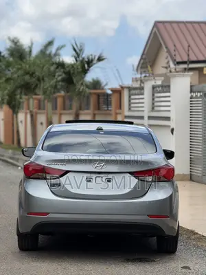 Hyundai Elantra SE Sedan FWD (1.8L 4cyl 6M) 2016 Gray