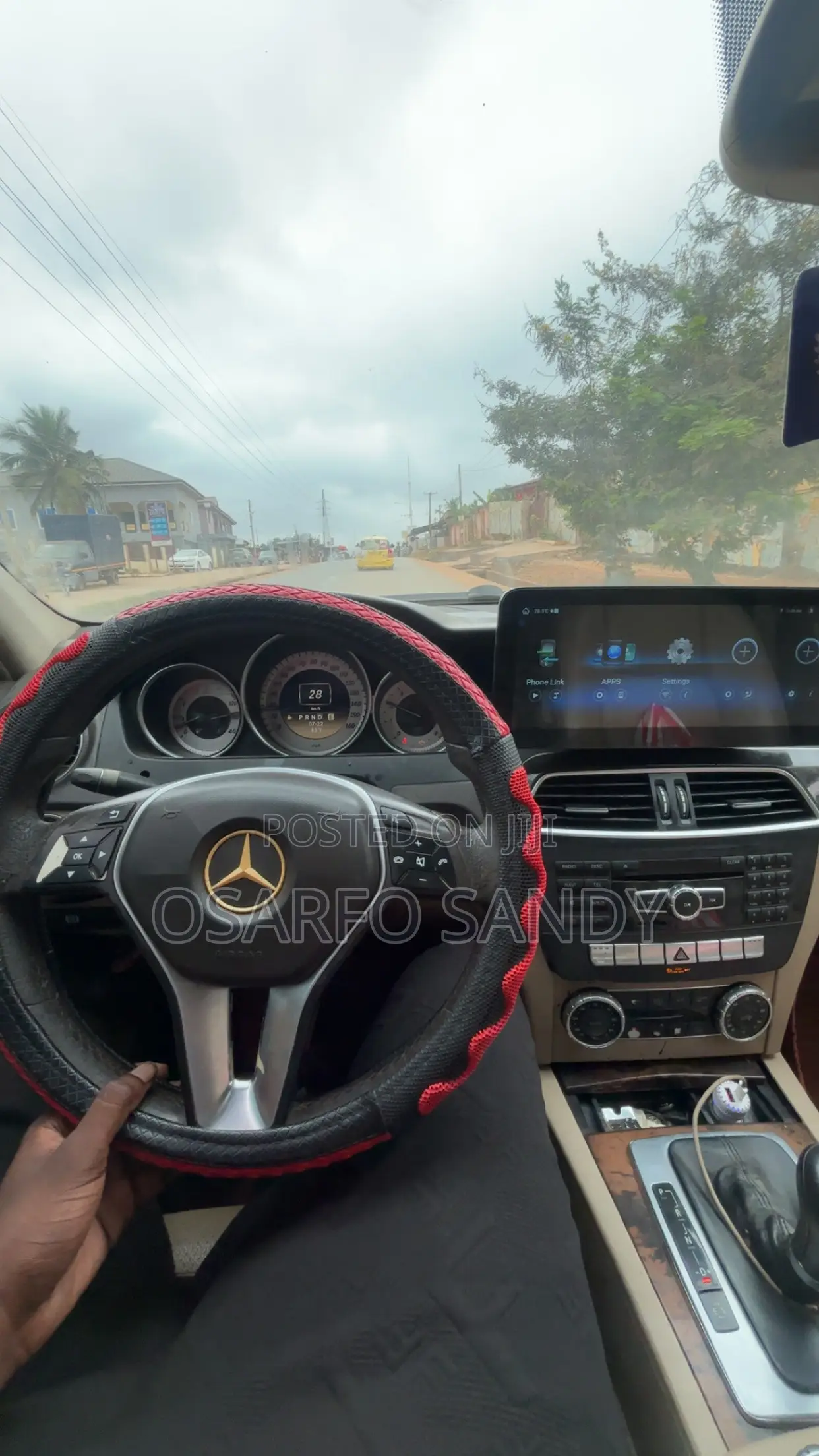 Mercedes-Benz C250 2014 Gold