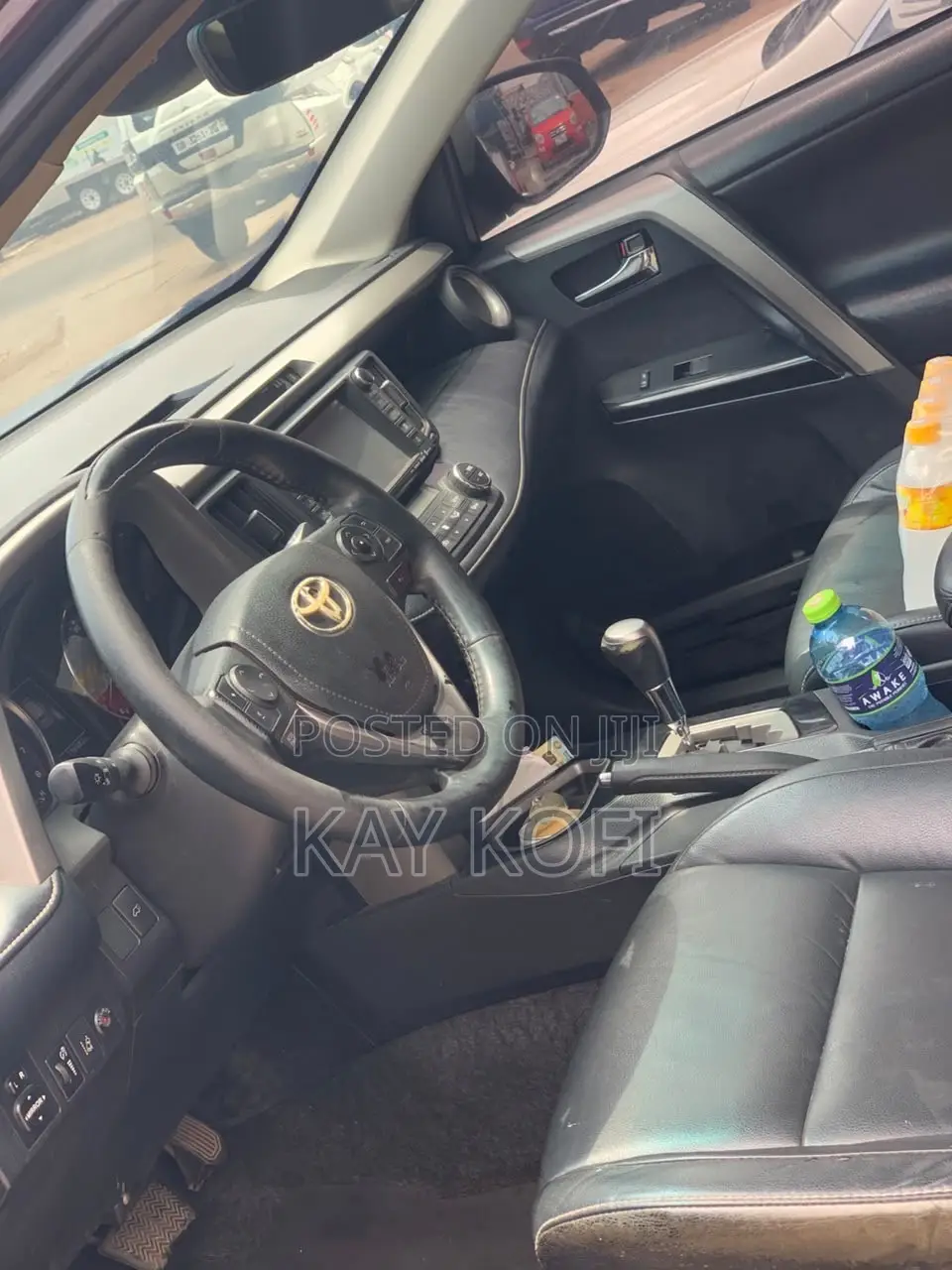 Toyota RAV4 XLE 4dr SUV AWD (2.5L 4cyl 6A) 2018 Brown
