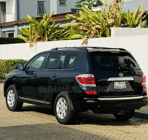 Toyota Highlander 2013 Blue
